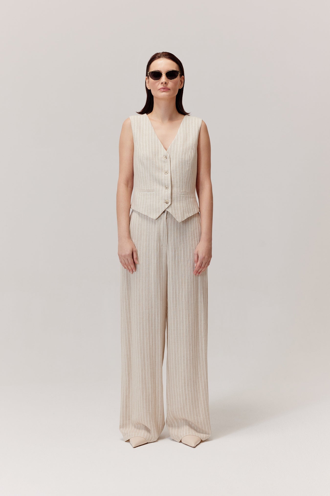 Sigma Beige Viscose And Linen Vest