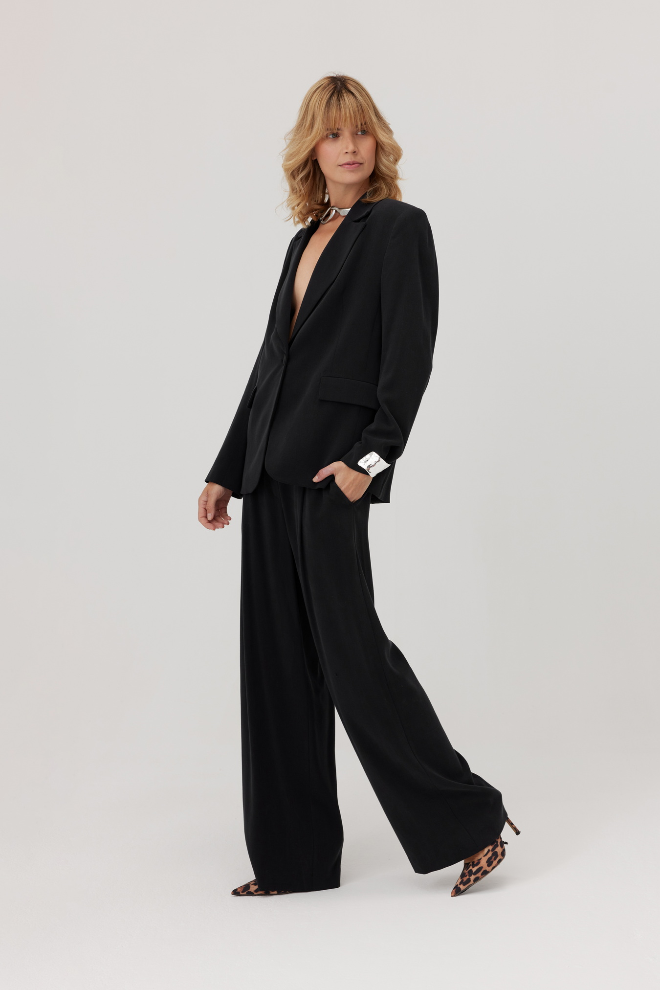 Elegant Hayden Jacket, Black