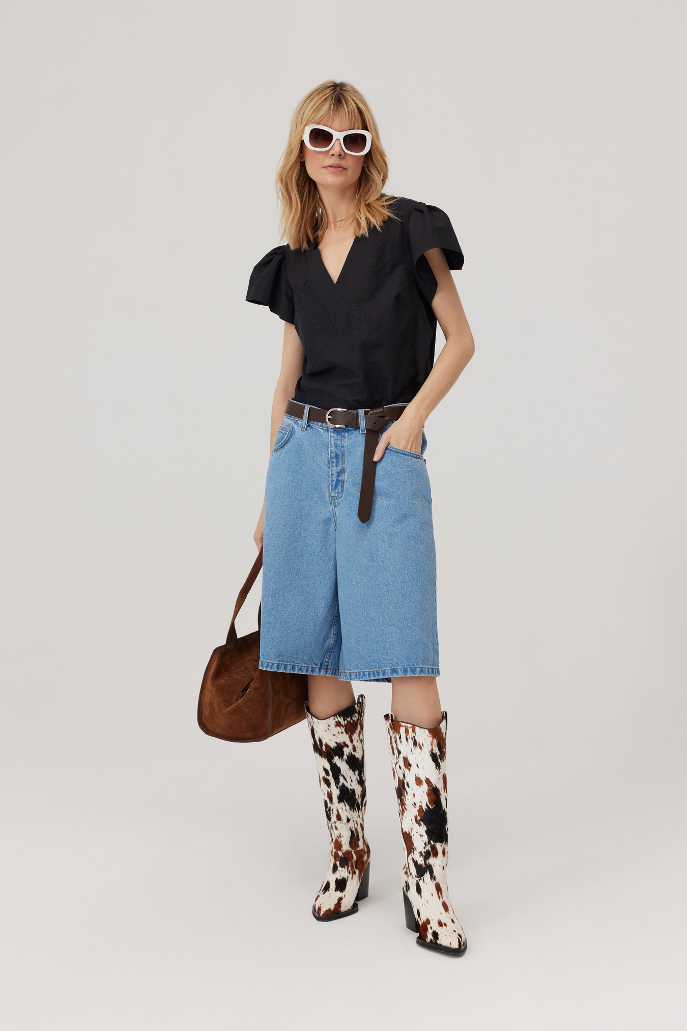 Dreamer Blouse With Ruffle