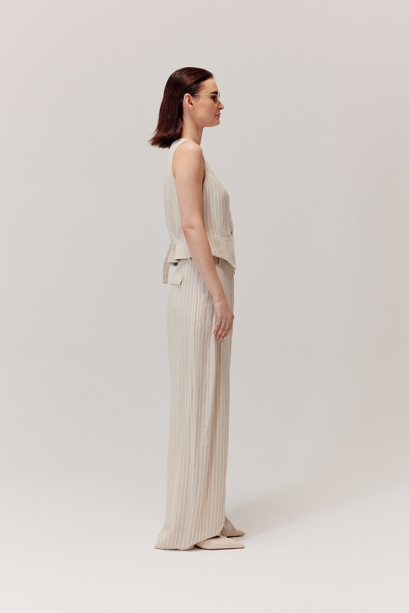 Sigma Beige Viscose And Linen Vest