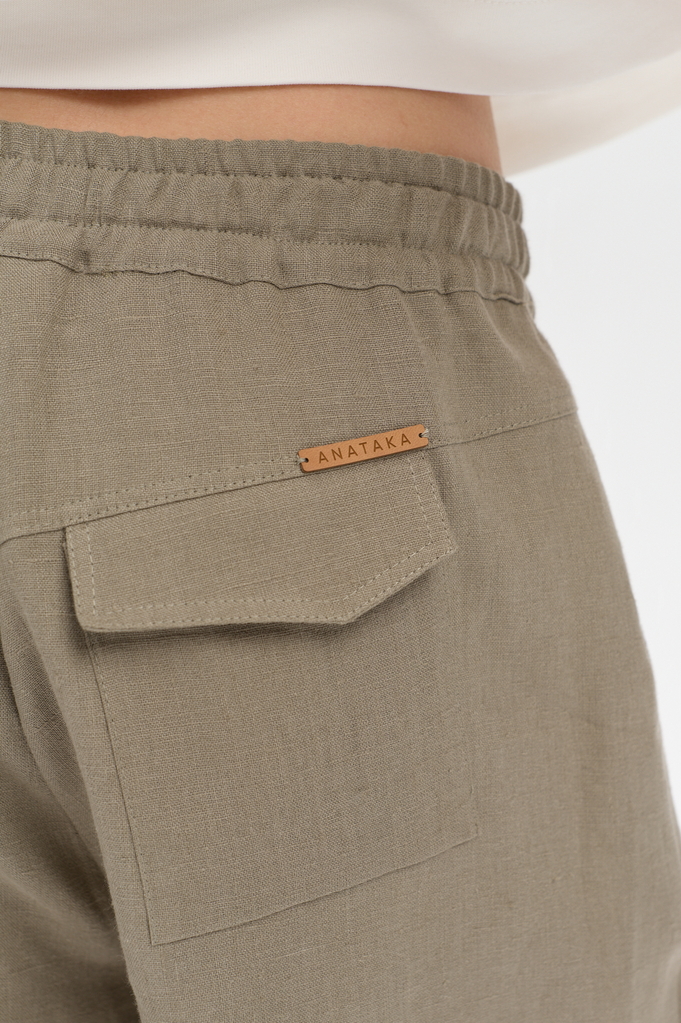 Custer Olive Linen Shorts