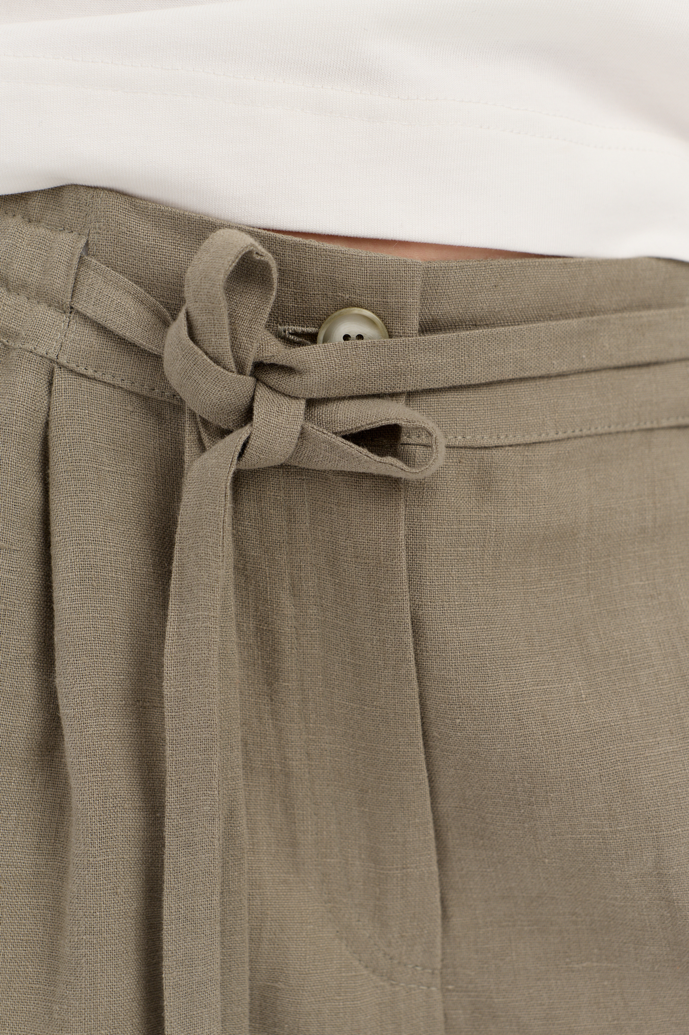 Custer Olive Linen Shorts