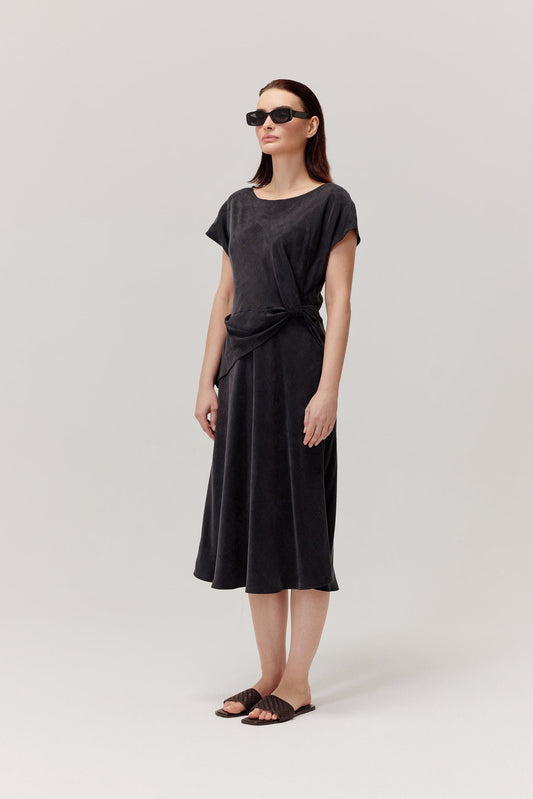 Mood Ruched Midi Dress Black