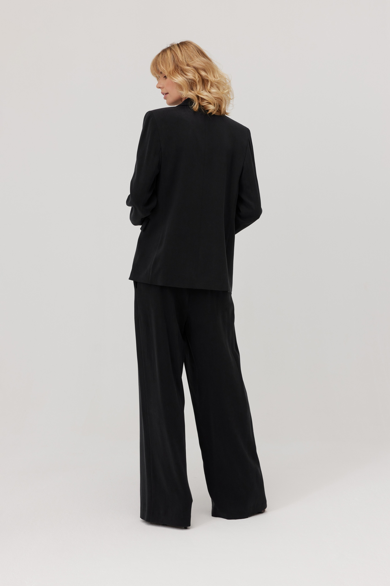 Elegant Hayden Jacket, Black